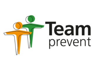 Mitglied werden Logo von Team Prevent mit zwei stilisierten Figuren in Grün und Orange
